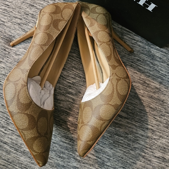 Coach shoes - Picture 7 of 12